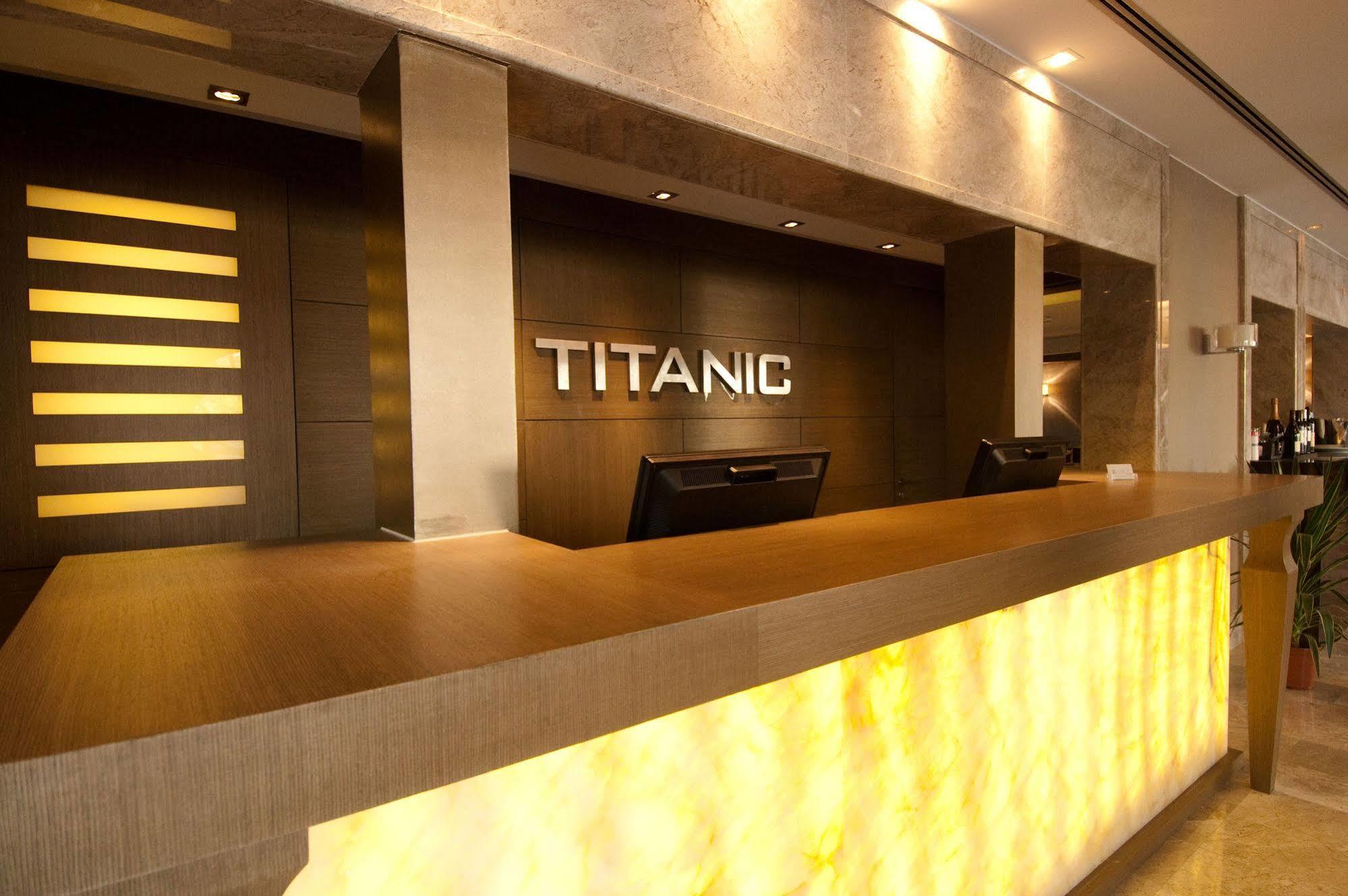 Titanic Comfort Mitte Berlim Exterior foto